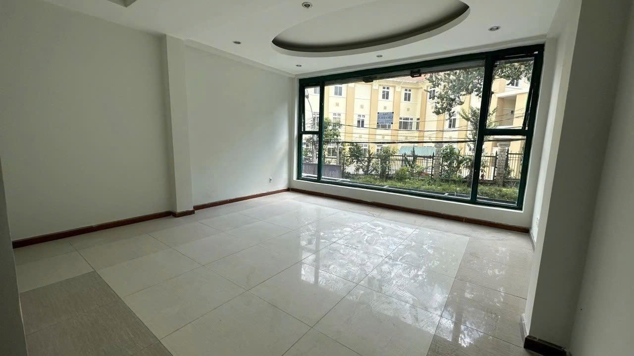 Cho thuê nhà mặt tiền 8 phòng Phạm Ngọc Thạch phường 6 Đà Lạt 15998107