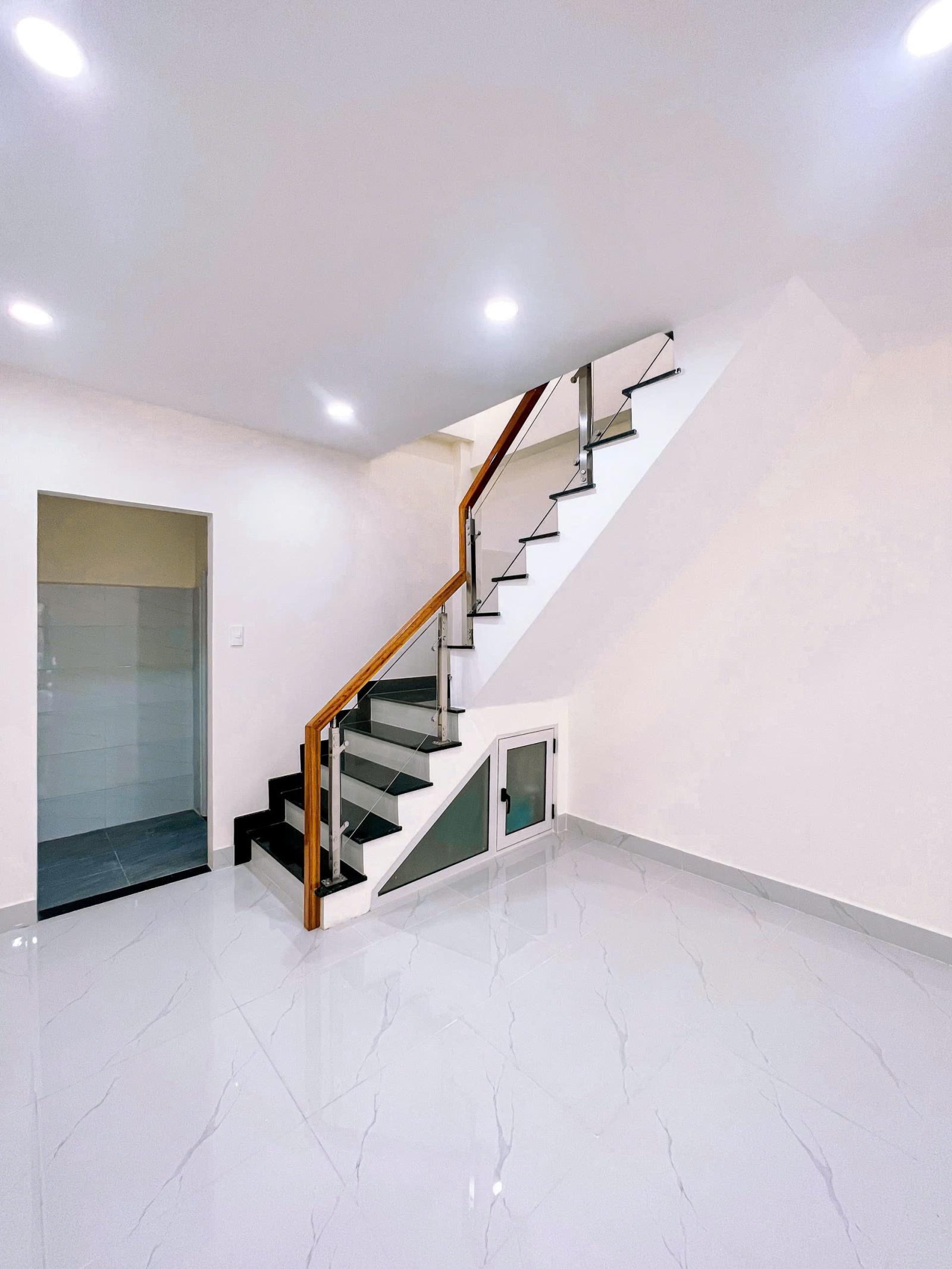 NHÀ ĐẸP – GIÁ TỐT – Chính Chủ Bán Nhà ĐƯỜNG NGUYỄN KHẮC NHU  Phường Cô Giang, Quận 1, HCM 15998118