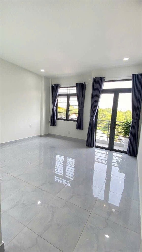 NHÀ MỚI HẺM 496 DƯƠNG QUẢNG HÀM – XE TẢI ĐẬU CỬA – CHỈ 7.7 TỶ 15998131