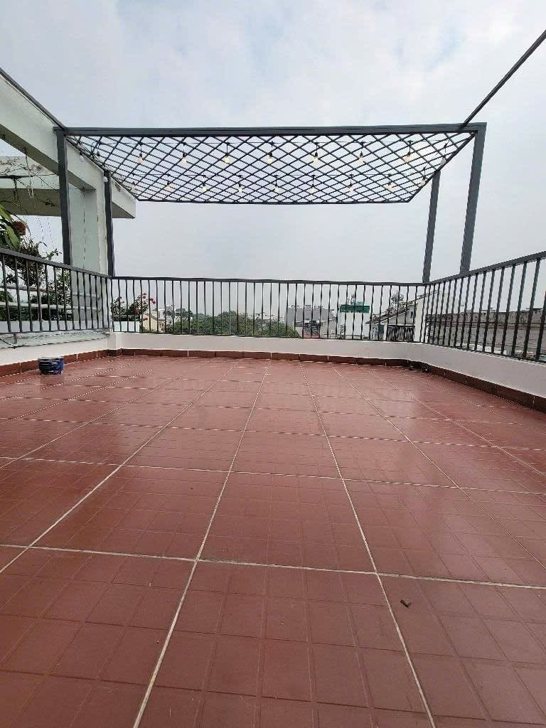 NHÀ MỚI HẺM 496 DƯƠNG QUẢNG HÀM – XE TẢI ĐẬU CỬA – CHỈ 7.7 TỶ 15998131