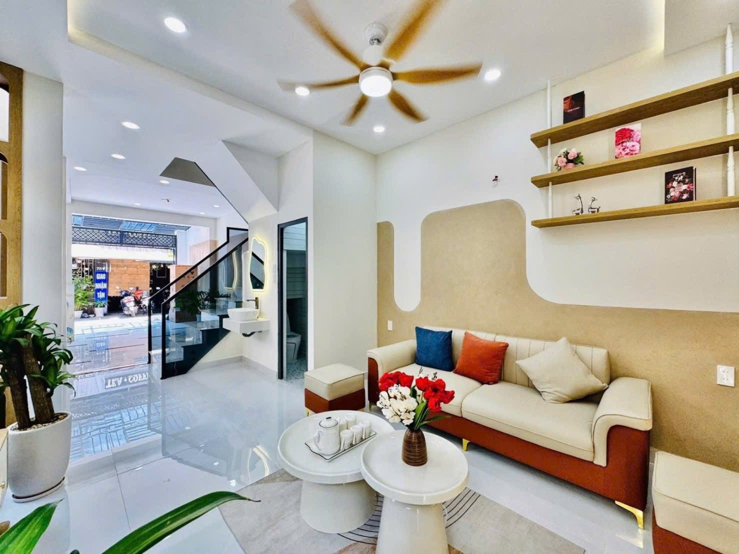 GÓC 2 MẶT TIỀN HIẾM – XE HƠI TRÁNH – NHÀ MỚI 4 TẦNG 56M2  - NGAY LÊ HOANG PHÁI - GÒ VẤP 15998136