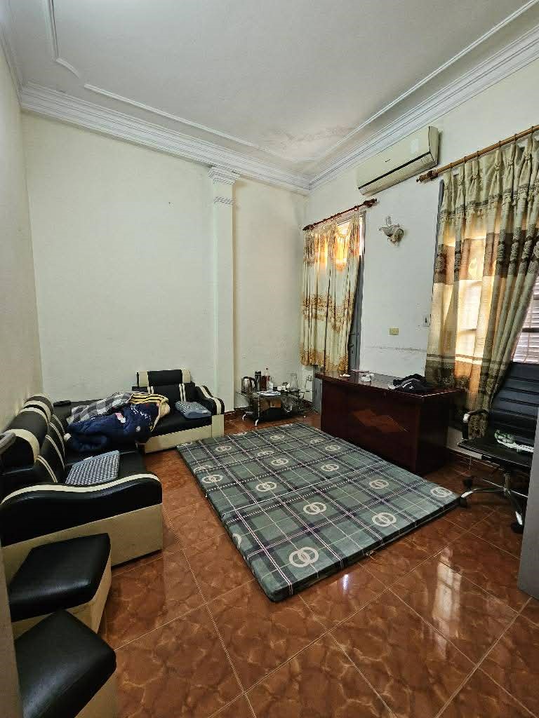 NHÀ PHỐ VŨ THẠNH - HÀO NAM_MẶT NGÕ Ô TÔ TRÁNH_GẦN PHỐ_44m2 5 TẦNG_KINH DOANH_2 MẶT THOÁNG, 12.x tỷ 15998150