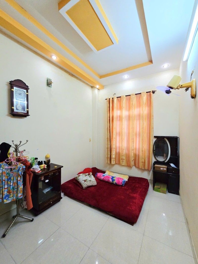 Bán nhà đường Nguyễn Duy Trinh, Phường Long Trường,  Q9, Thủ Đức, TP HCM. DT 154m2,  3 tầng, sổ 15998180