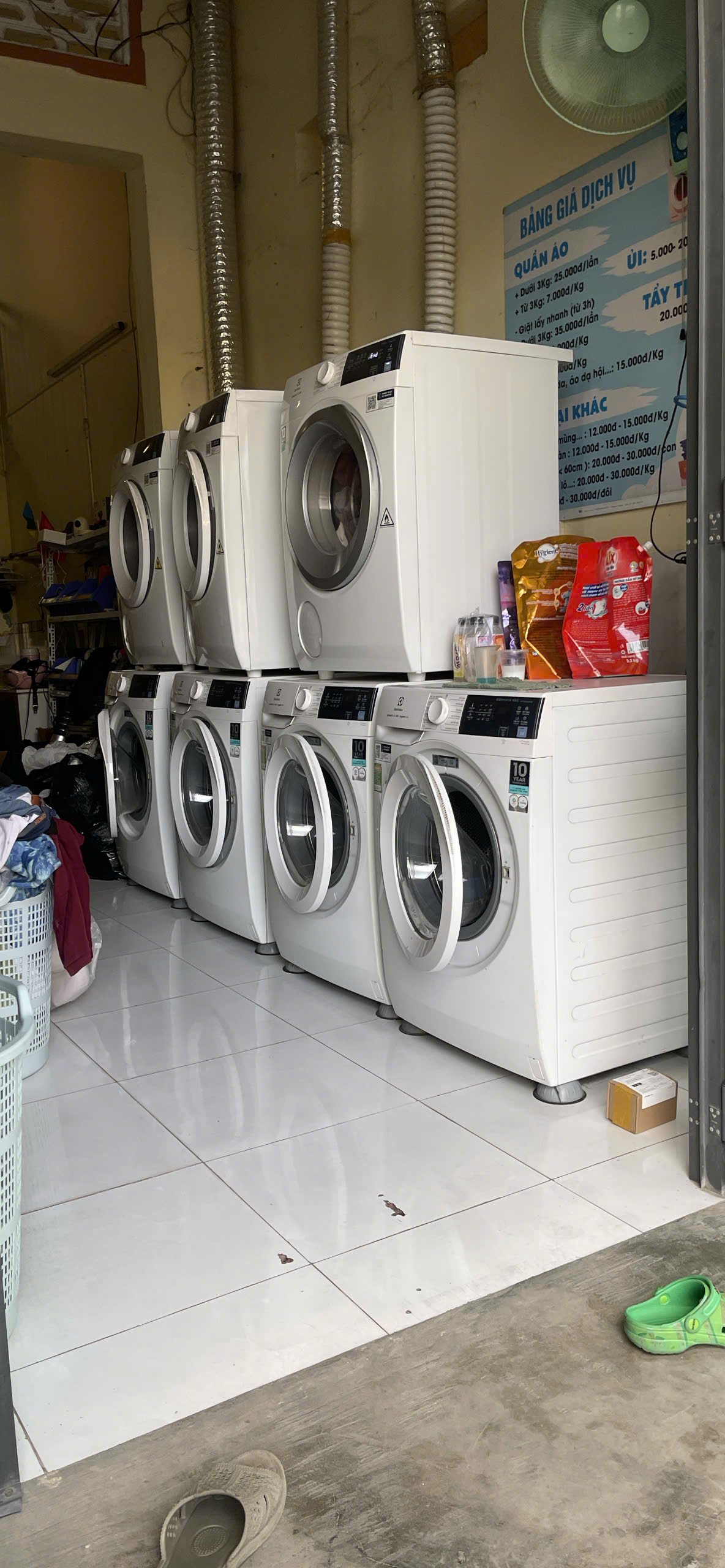 Do không có thời gian quản lý, mình cần sang nhượng lại tiệm giặt sấy ĐC 296 Hẻm 4 Nguyễn Văn Linh, 15998234