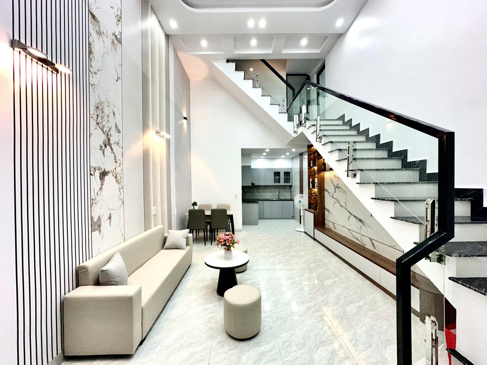 BÁN NHÀ 2,5 TẦNG HÀNG KÊNH – TRUNG TÂM LÊ CHÂN – GIÁ 2,55 TỶ 15998235