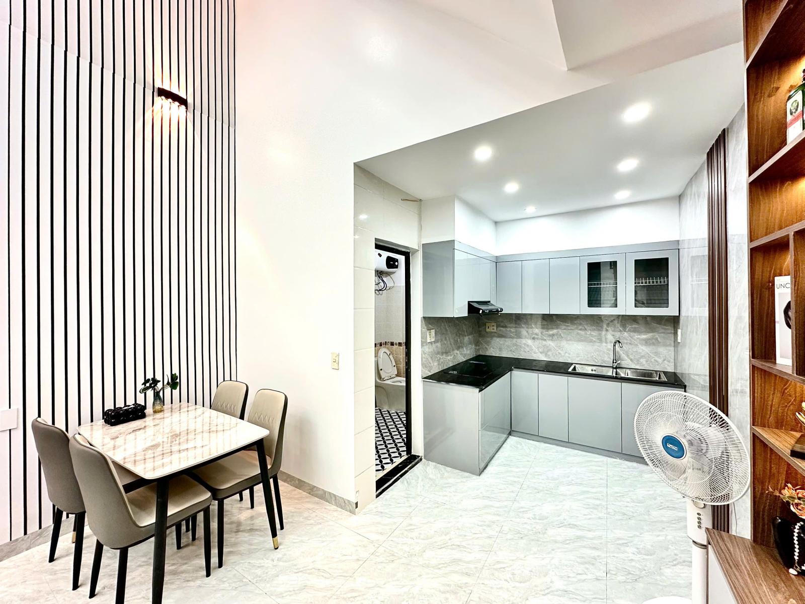 BÁN NHÀ 2,5 TẦNG HÀNG KÊNH – TRUNG TÂM LÊ CHÂN – GIÁ 2,55 TỶ 15998235