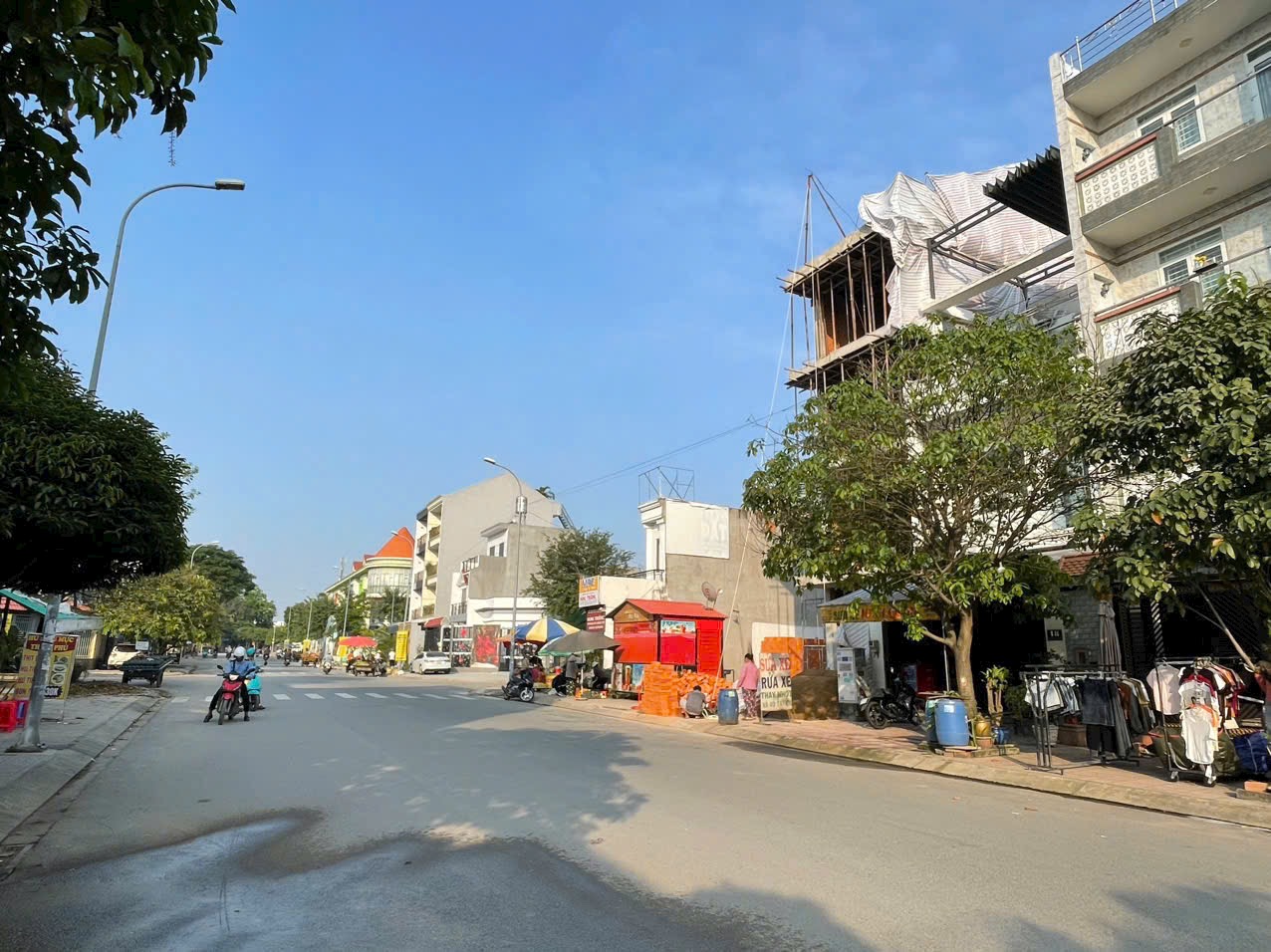 Bán gấp nhà 4 tầng TĐC Linh Xuân, Tp Thủ Đức, DT 90m2 (5 x 18) giá 9 tỷ 15502028