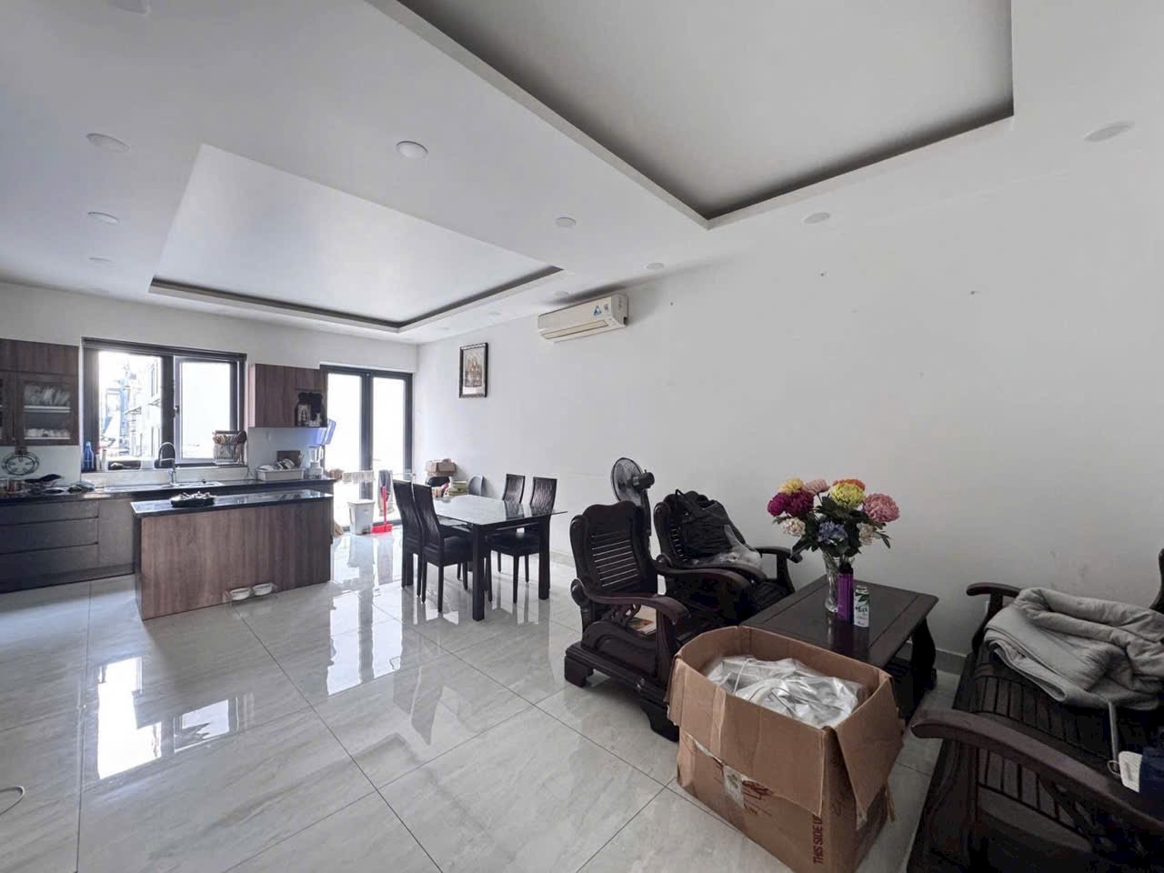 Nhà 4 tầng đường số 8 khu bên sông Hiệp Bình Chánh, DT 115,5m2 (6,8 x 17) giá 17,6 tỷ TL 15998240