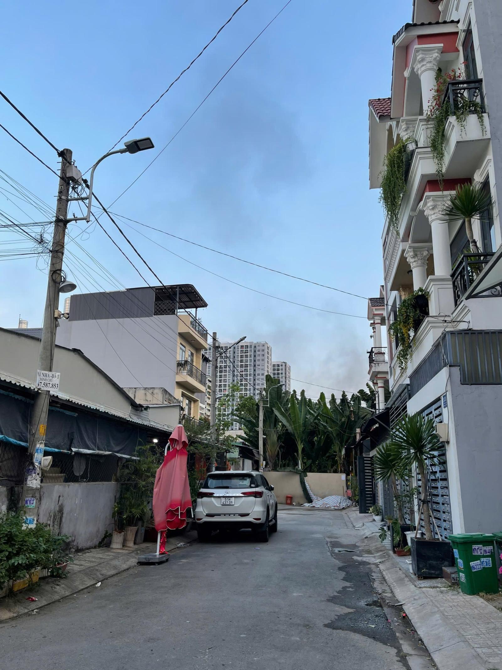 Bán đất 2MT đường 12 Tam Bình, Thủ Đức, DT: 165m2 (4,5 x 37) giá 10,5 tỷ 15998242