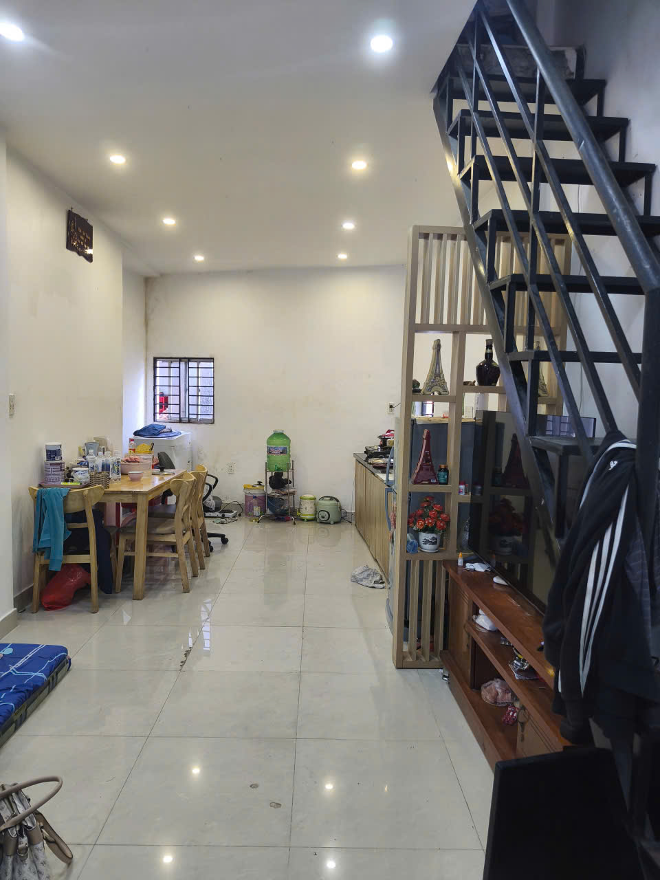 ♪ Kiệt thông gần MT Lê Duẩn 42m2, 2 tầng, nở hậu 2PN (có thể thêm 1PN dưới), hơn 3 tỷ 15998299