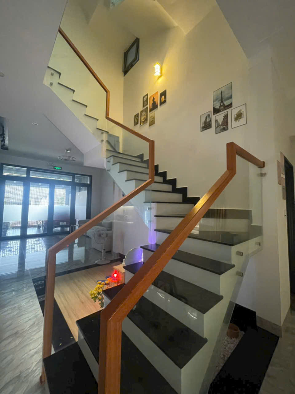 Bán nhà đẹp - Giá tốt - Vị trí trung tâm Bảo Lộc - Sổ riêng, dọn vào ở ngay, tiềm năng tăng giá cao 15998323