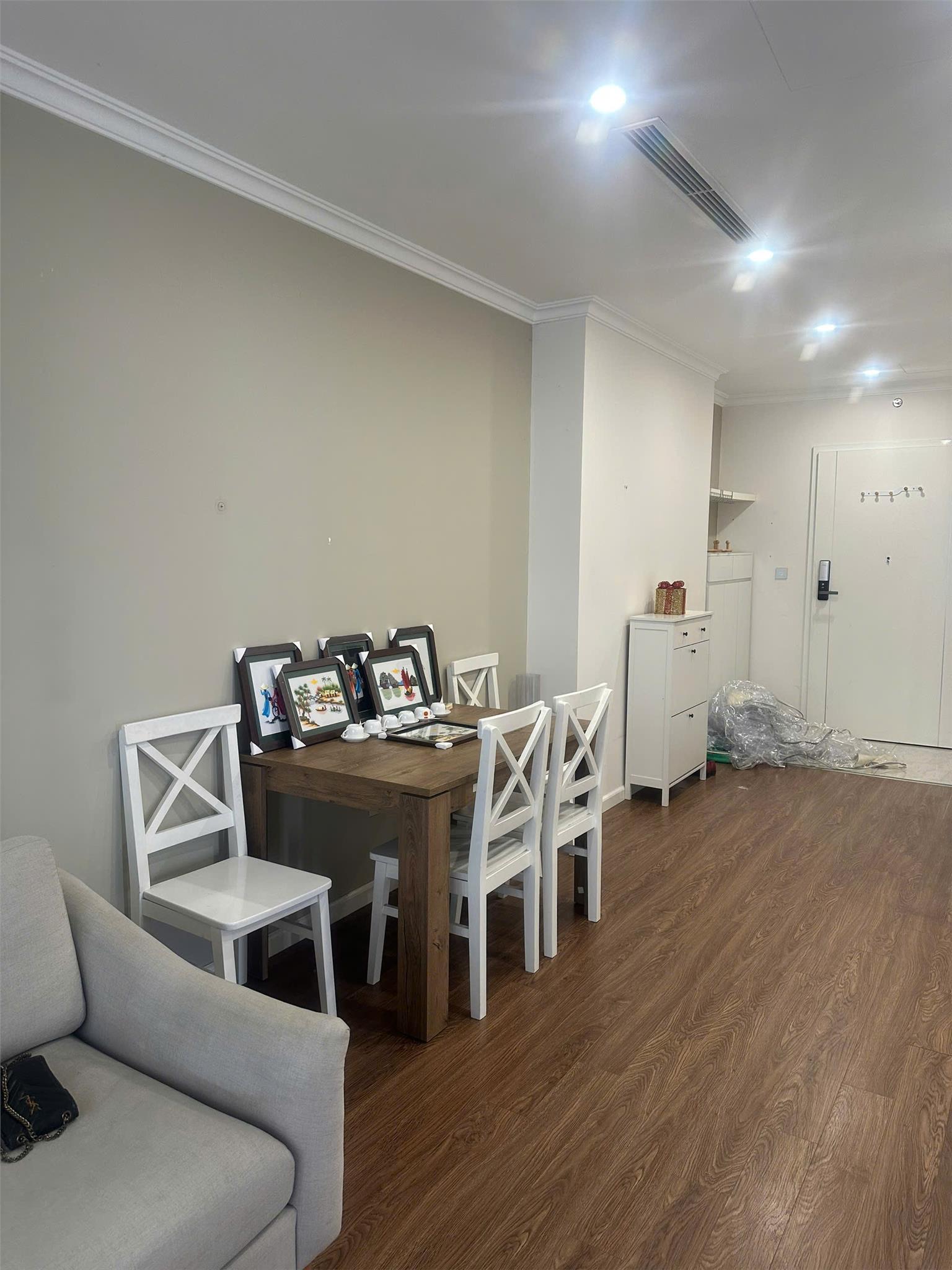 CC Cho thuê căn hộ 3ngủ sunshine riverside phú thượng 15998348