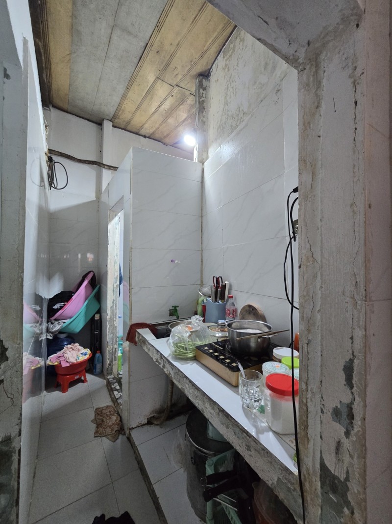 ► Nhà Kiệt 3m Hải Phòng thông Lê Duẩn 30m2, C4, sạch sẽ, nhỉnh 2 tỷ 15998351