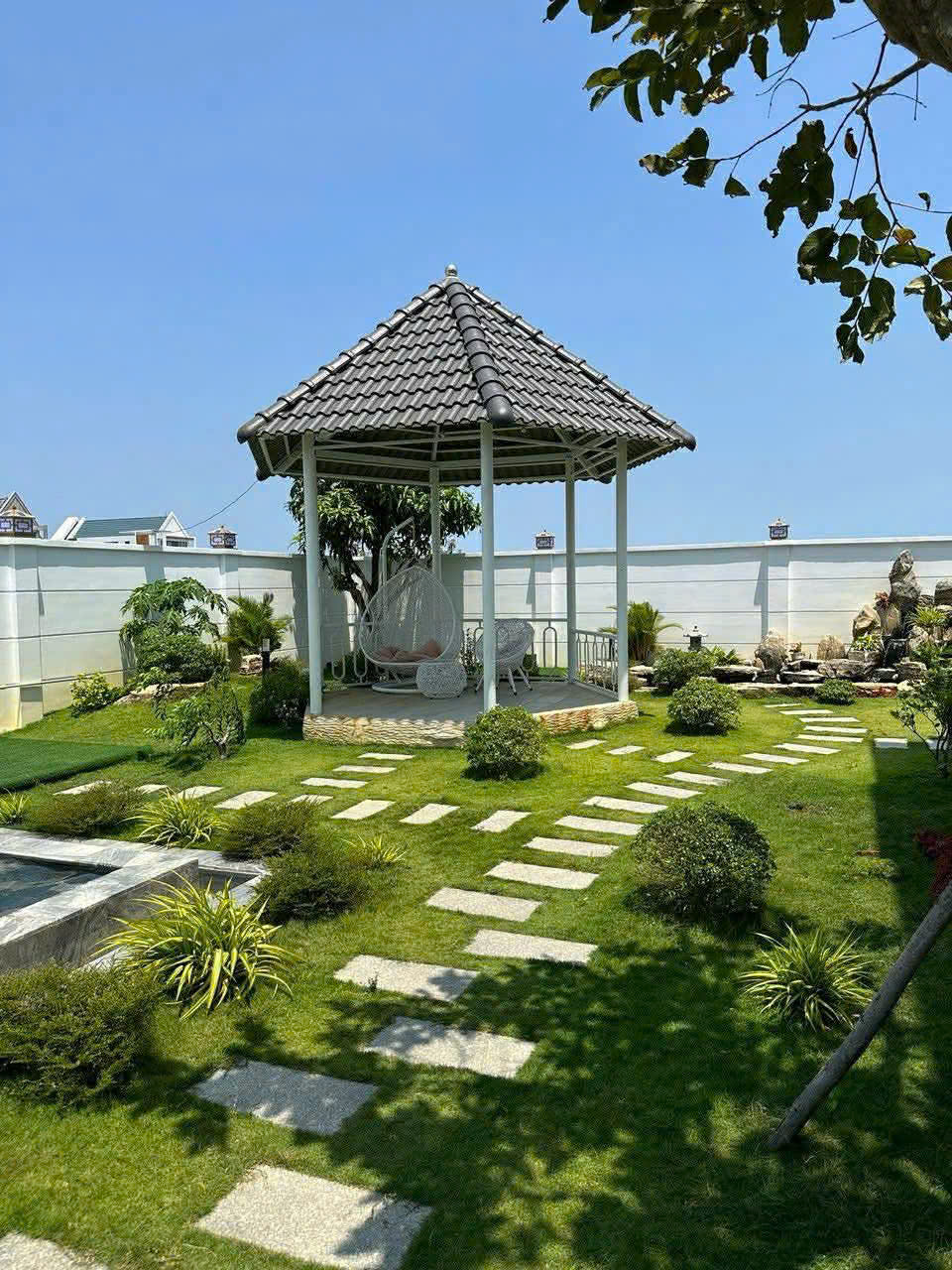 BIỆT THỰ BIỂN CỦA DIỄN VIÊN TẠI BÀ RỊA – 600M2 ĐẤT, 300M2 THỔ CƯ – CHỈ 10.8 TỶ 15998354