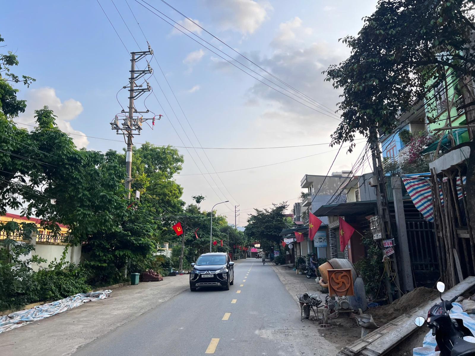 CÓ DUY NHẤT 1 SUẤT NGOẠI GIAO GIÁ THẤP HƠN THỊ TRƯỜNG 3 GIÁ NGAY CHỢ HÒA LẠC 15998361