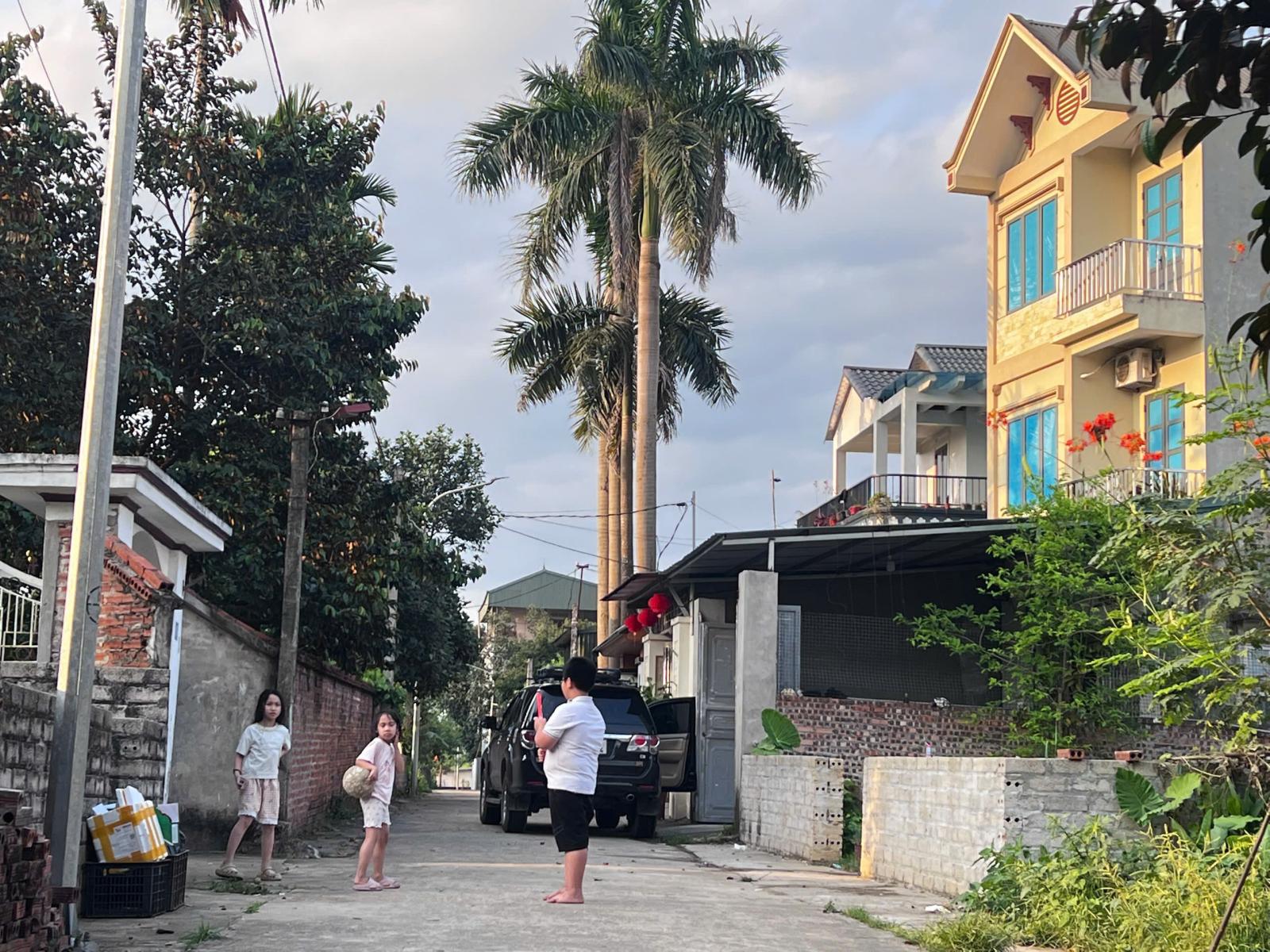 CÓ DUY NHẤT 1 SUẤT NGOẠI GIAO GIÁ THẤP HƠN THỊ TRƯỜNG 3 GIÁ NGAY CHỢ HÒA LẠC 15998361