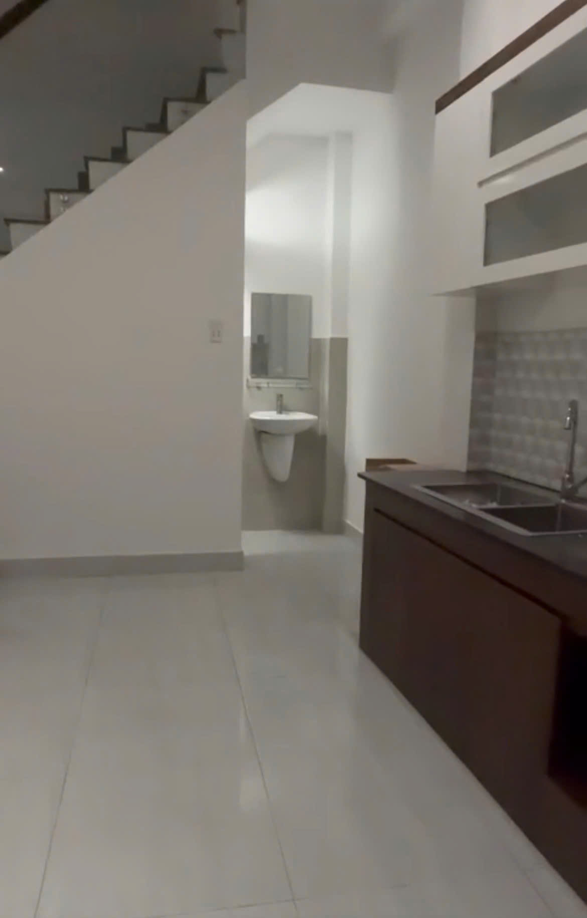 Bán nhà 1 trệt 2 lầu sân thượng Nguyễn Kiệm ,P3 Gò Vấp ,3.49 tỷ 15998409