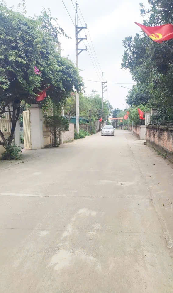Bán đất sổ đỏ 102m2, Cổ Đông, Sơn Tây, Hà Nội. Giá 3.2 tỷ. LH: [Số điện thoại] 15998434