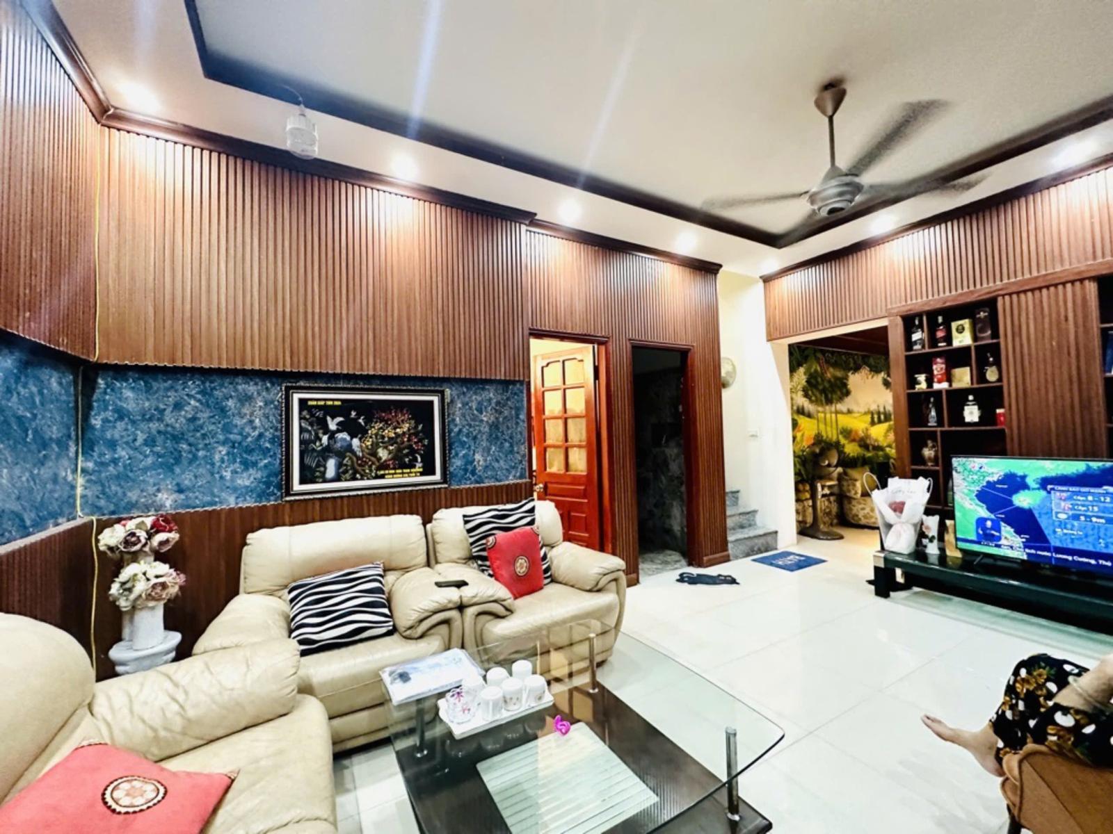 BÁN NHÀ LINH LANG, PHÂN LÔ Ô TÔ VÀO NHÀ, GẦN PHỐ, 82M, CHỈ NGOÀI 30 TỶ 15998471