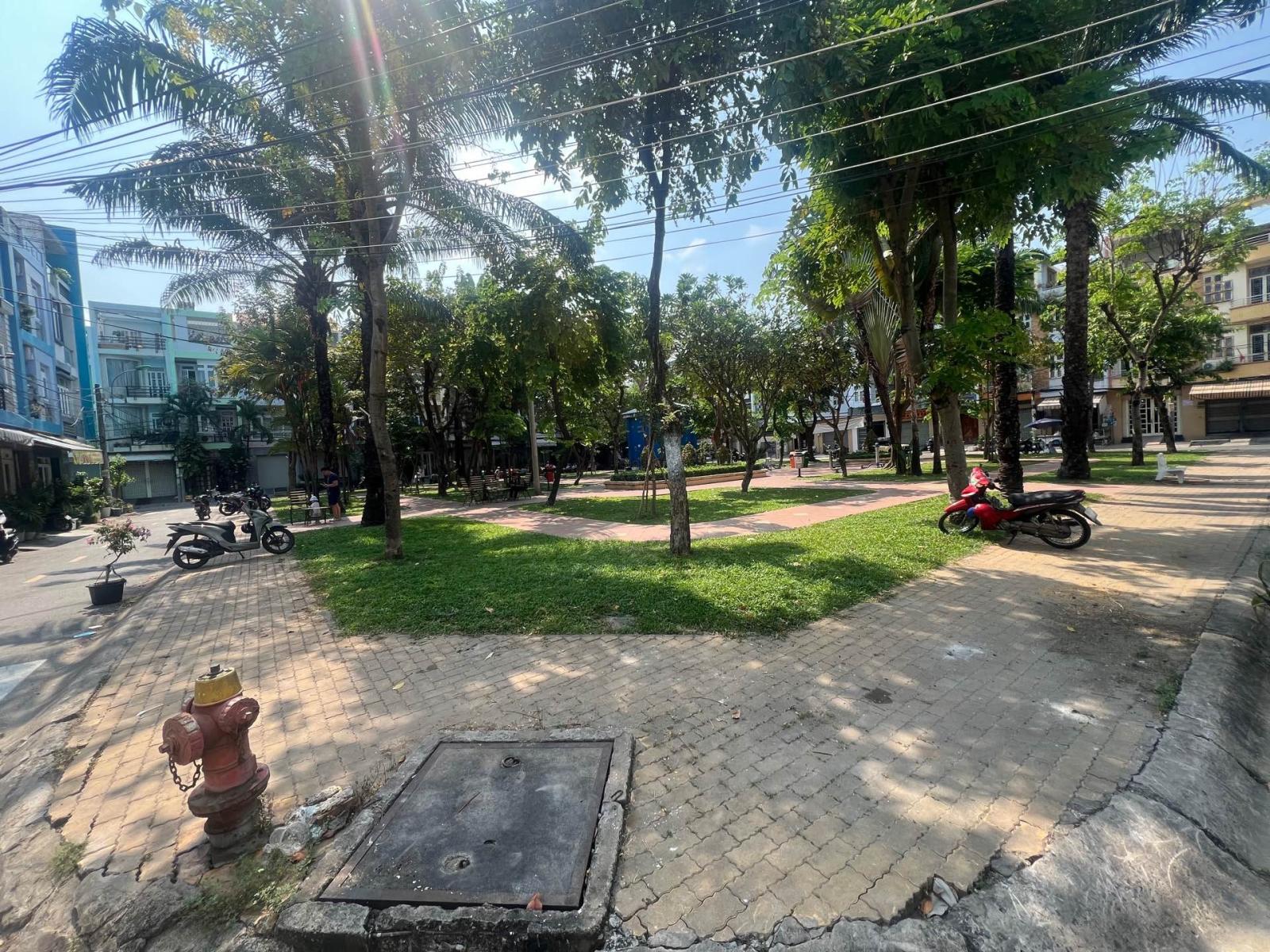 Nhà mới Bông Sao gần công viên 4x12 sổ riêng 4 tầng- 0931172218 15998492