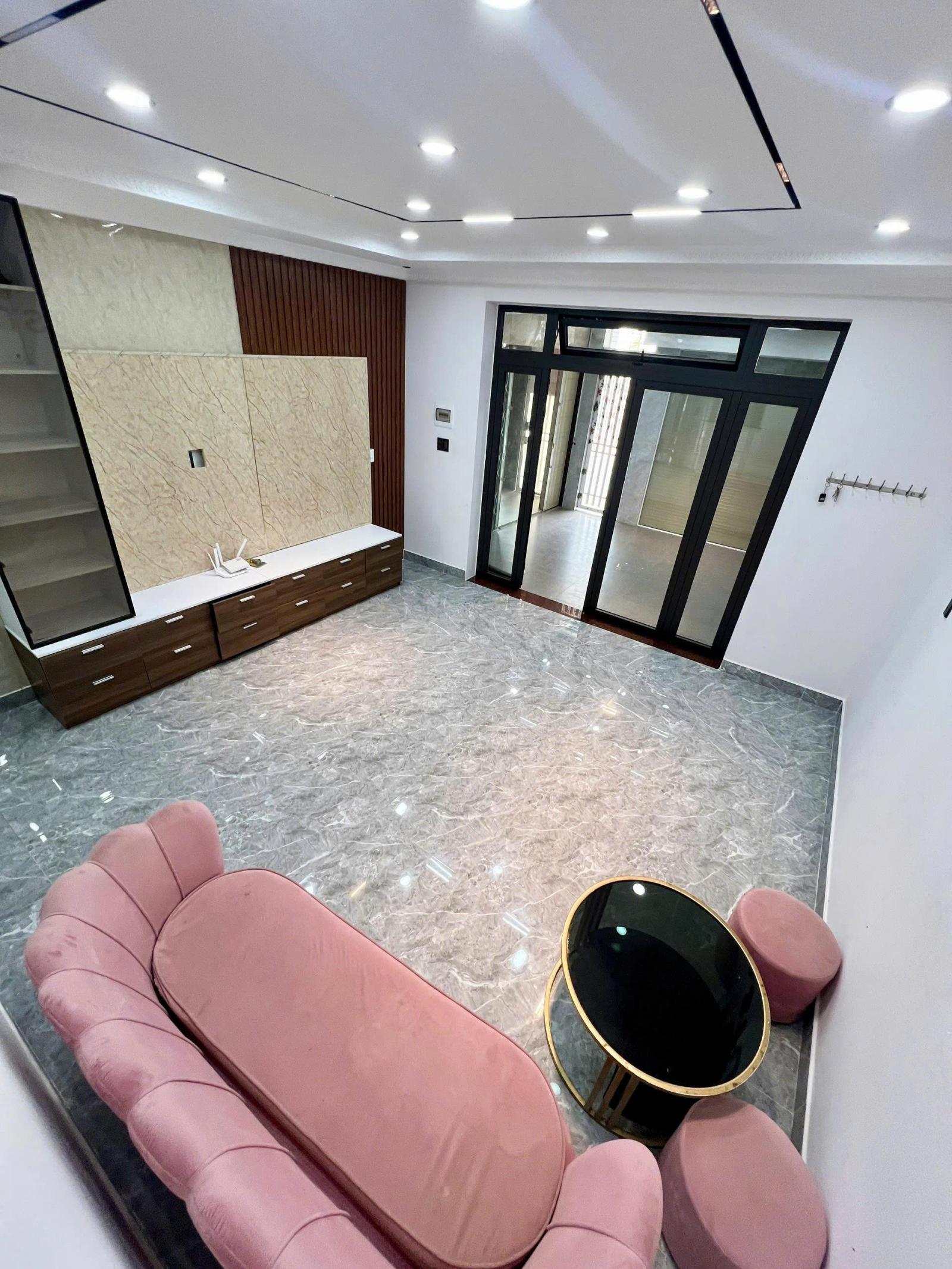 Cho thuê nhà đường Huyền Trân Công Chúa phường 4 Đà Lạt giá 16 triệu 15998510