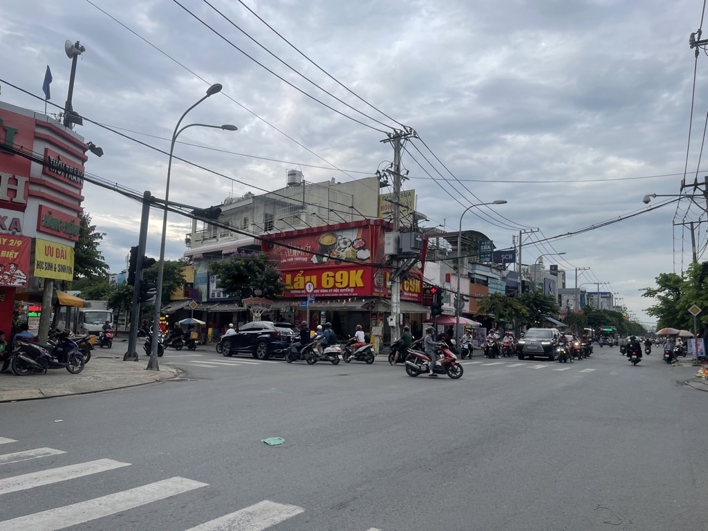 SIÊU PHẨM MẶT TIỀN XÔ VIẾT NGHỆ TĨNH – 360m2 CHIỀU SÂU 60M CỰC HIẾM 15998521