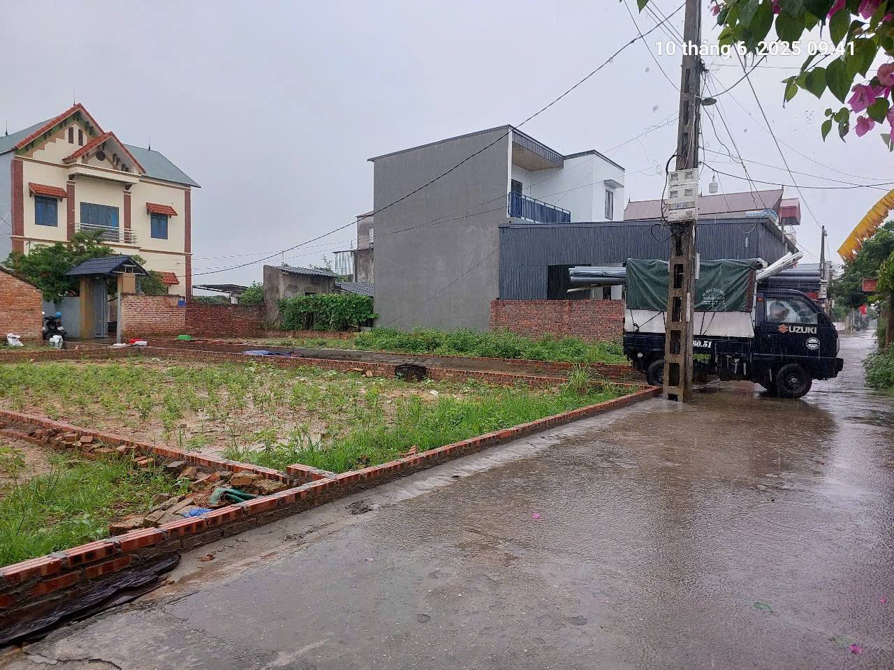 Thửa đất chỉ 3.x tỷ, 100m2, mt6.7m, lô góc, ô tô chạy vòng quanh, Bắc Thượng, Sóc Sơn. 15998538