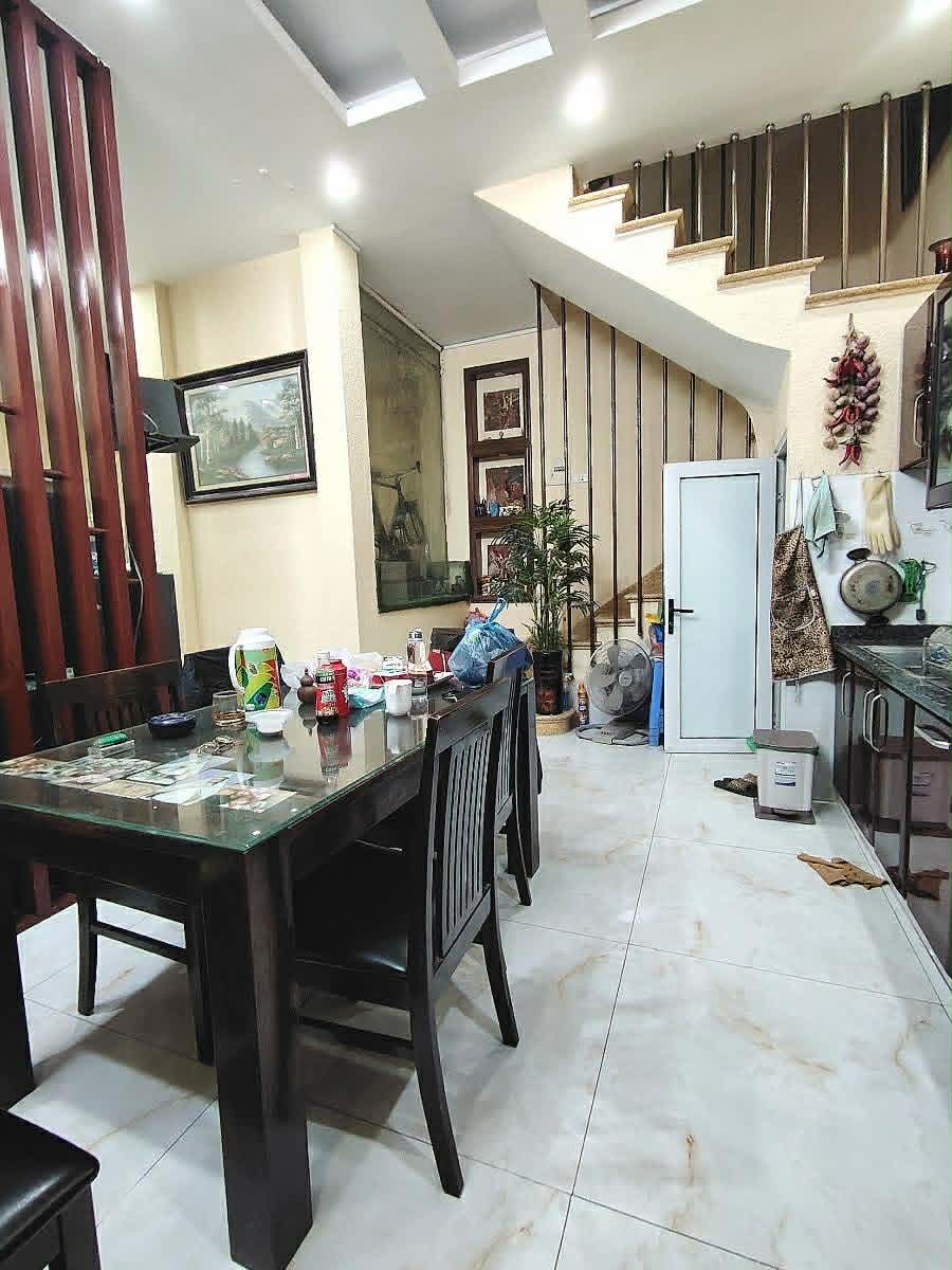 SIÊU PHẨM HOÀNG HOA THÁM - TRUNG TÂM BA ĐÌNH - NHÀ ĐẸP 5 TẦNG - NGÕ THÔNG KINH DOANH
 15998540