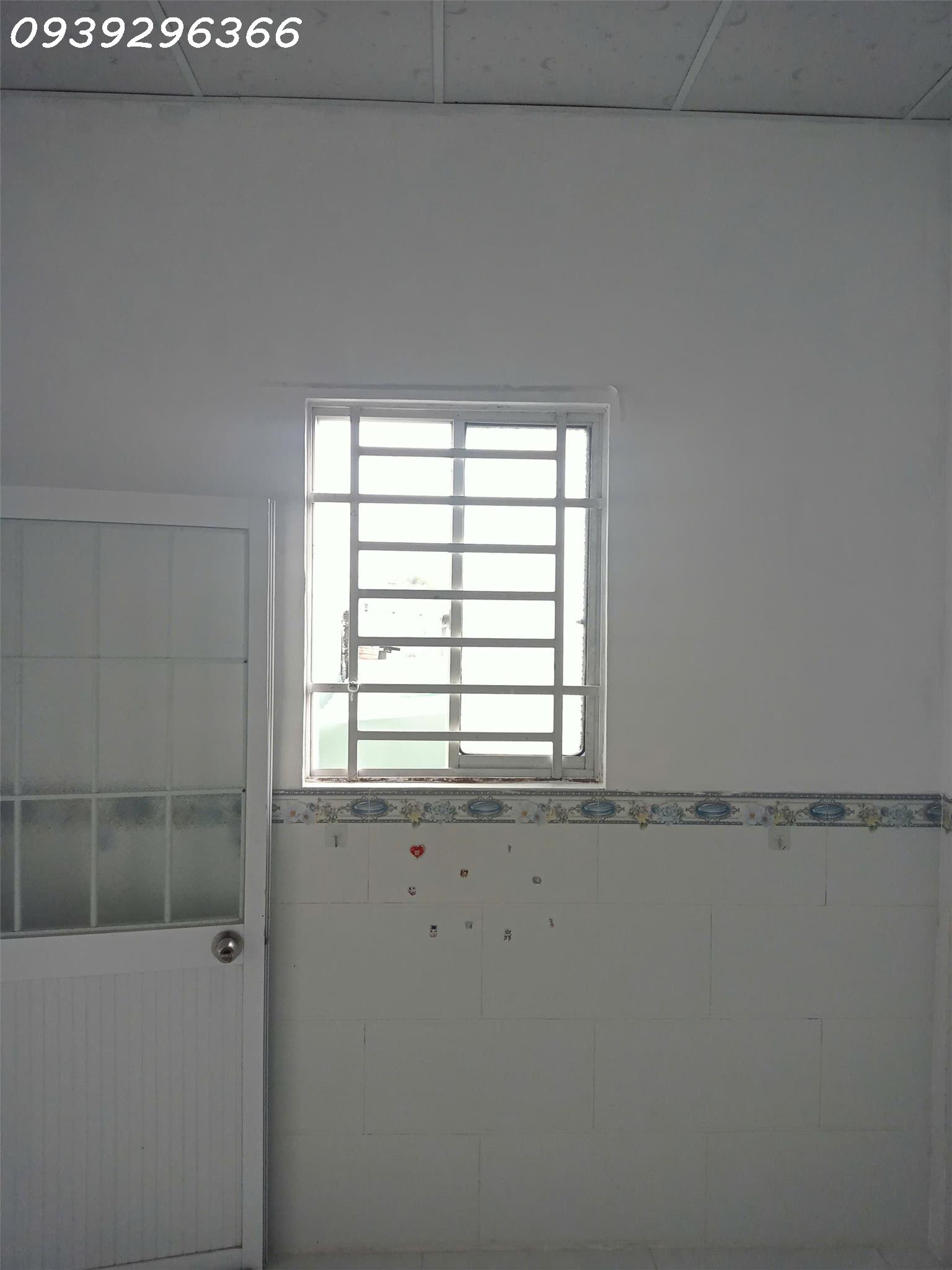 Cho thuê nhà riêng kiên cố, 2 phòng ngủ, có máy lạnh, máy tắm nước nóng ở Cồn Khương 15998546
