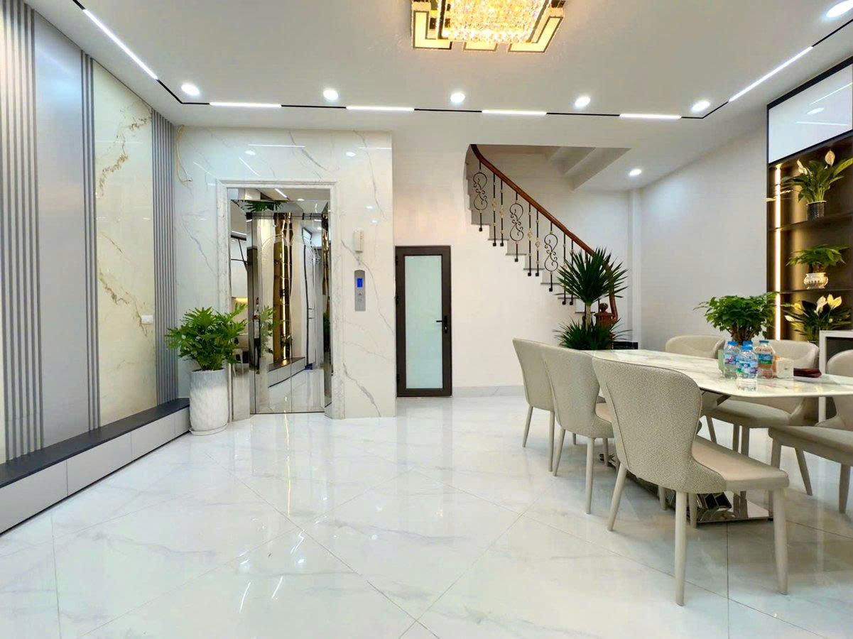 🔥 BÁN NHÀ TAM TRINH – Hoàng Mai  45m² – 5 TẦNG – THANG MÁY – 10.X Tỷ 15998552