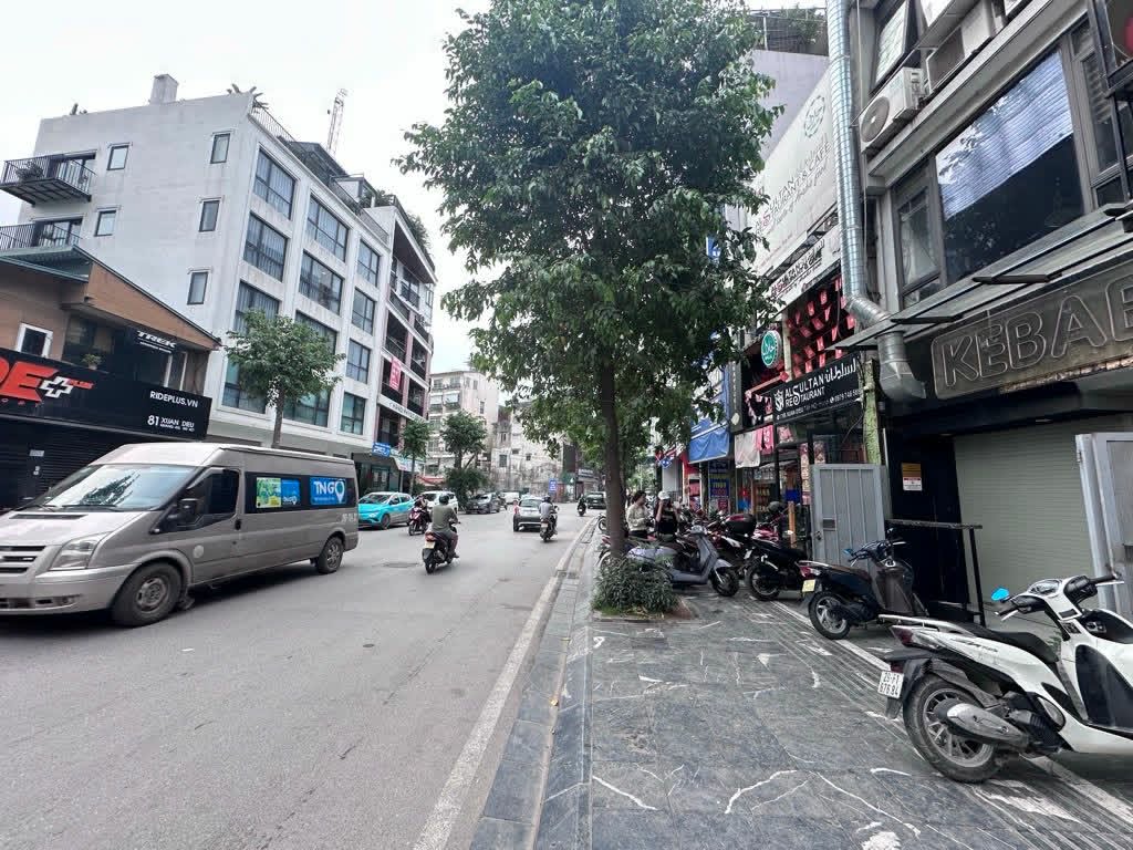 Bán nhà 5 tầng mặt phố Xuân Diệu, diện tích 55m2,giá 33,5 tỷ 15998558