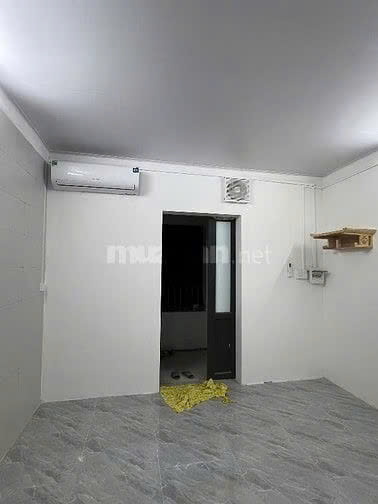 Cho thuê căn hộ mới đẹp, đủ nội thất khu  tập thể cán bộ nhân viên trường xiếc Việt Nam 15998583