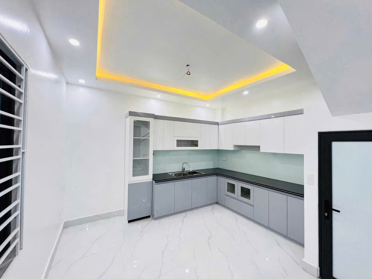 Bán nhanh nhà 4 tầng 40m2 tại Bình Kiều, Đông Hải, Hải Phòng - Oto đỗ gần nhà ngõ thông thương 15998585