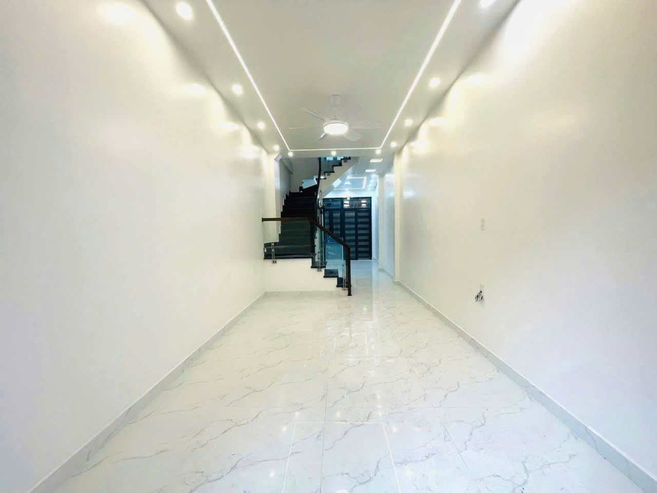 nhà xây mới ngõ 3xx Tô hiệu - lê chân # 4,1 tỷ 15998587