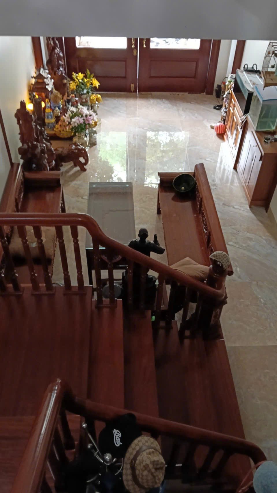 Bán nhà 4 tầng mặt phố nhánh KĐT Vạn Phúc, ph Thanh Bình, TP HD, 64m2, mt 4m, 3 ngủ, gara 15998636