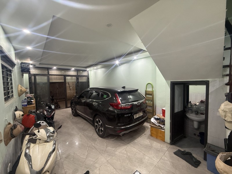 Bán nhà Phố Trạm,Long Biên 5 tầng,60m,mt4.6m oto tránh nhỉnh 17 tỷ 15998638