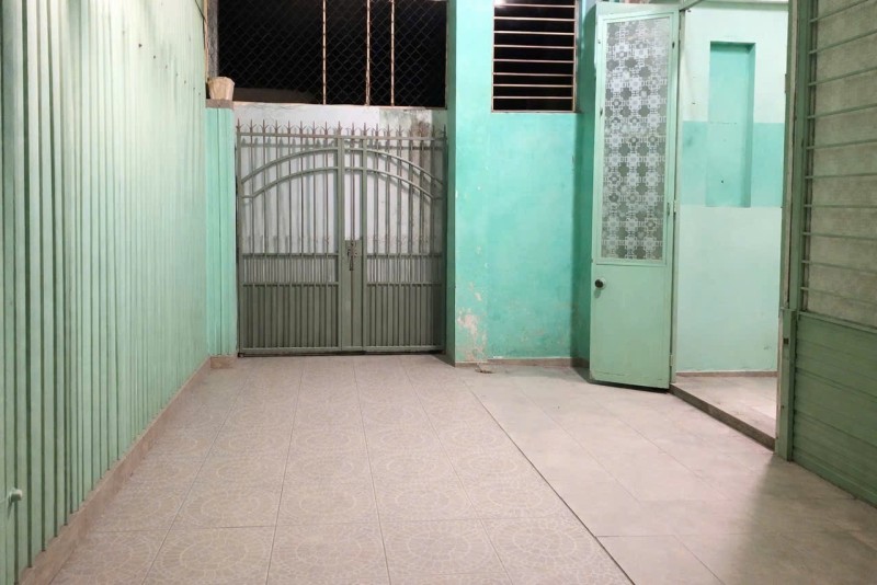 # Nhà Kiệt gần MT Lê Độ, Thái Thị Bôi 70m2, lửng đúc 3PN, 3.x tỷ 15998640