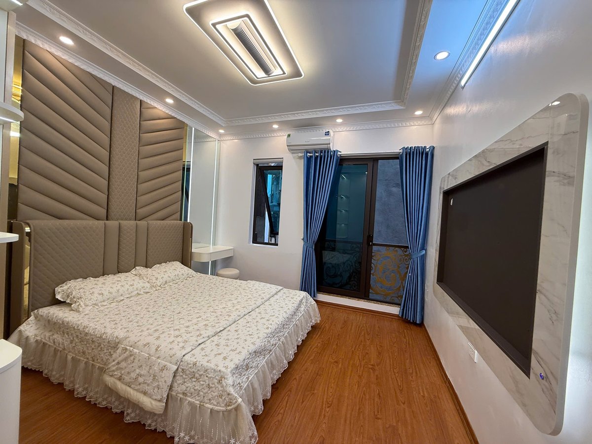 SIÊU PHẨM VÍP ĐỐNG ĐA - 6 TẦNG THANG MÁY - PHUN NỘI THẬT CAO CẤP - SÁCH VALI ĐẾN Ơ. 15998749