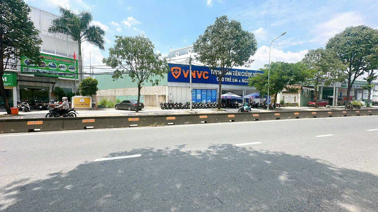 MẶT TIỀN LÊ THỊ RIÊNG – 210m² ĐỐI DIỆN KHO BẠC Q12 – VỈA HÈ 7M SIÊU HIẾM 15998777