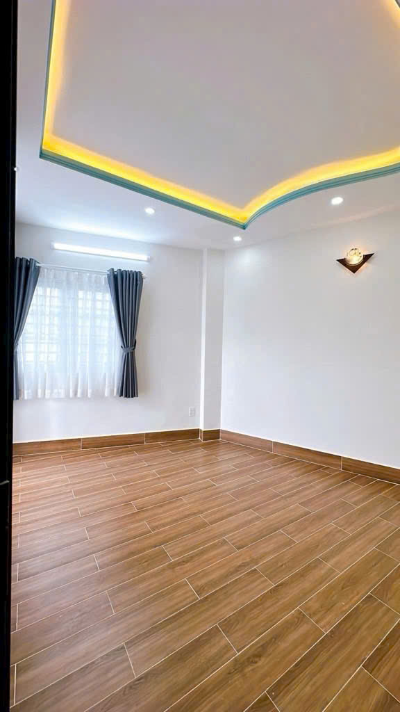 TRUNG TÂM Q4_5 TẦNG ĐÚC KIÊNG CỐ_5 TỶ CÒN TL 15998788