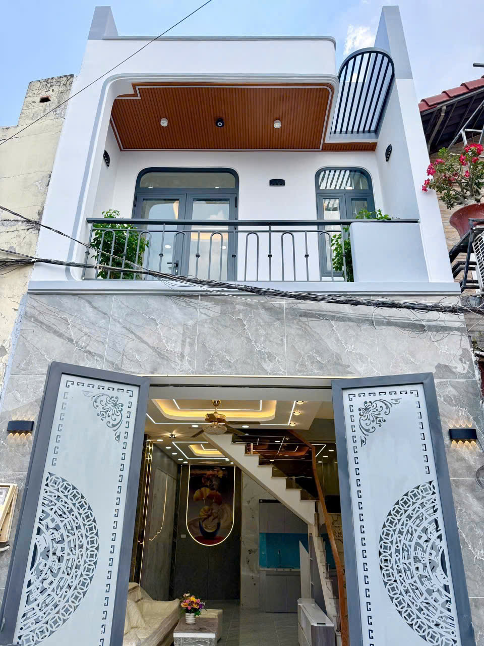 Nhà mới 1 lầu full nội thất đường 6m thông tân chánh hiệp 25 q12 15998810