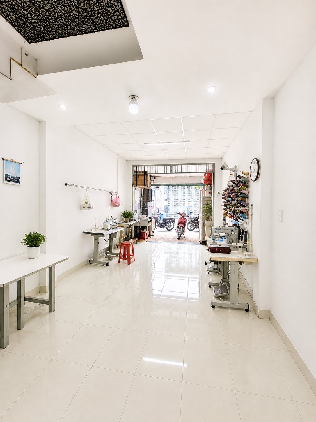 BÁN GẤP NHÀ GẦN AEON TÂN PHÚ – HẺM XE HƠI 6M – 64M – SẴN DÒNG TIỀN – CHỈ 5.X 15998815