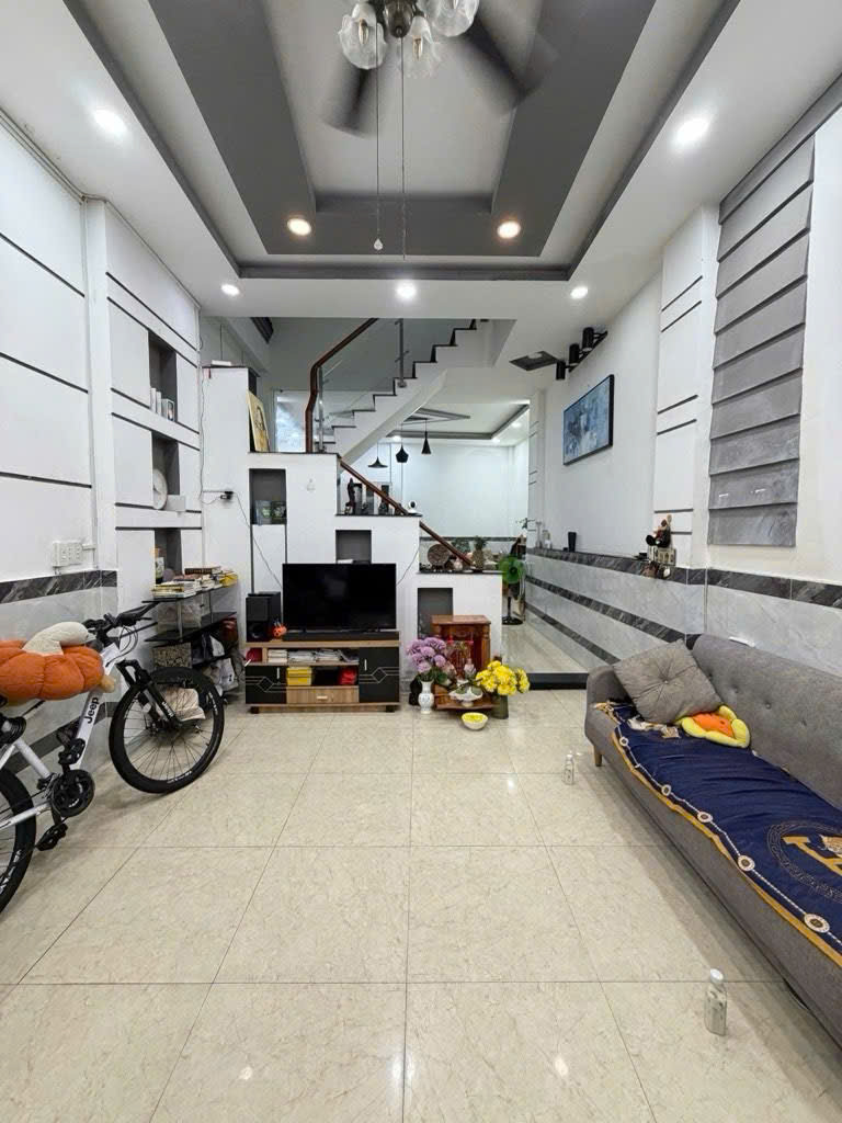 Bán nhà 637/ Tỉnh Lộ 10, BTĐ, Bình Tân - 3.8x13(nở hậu 5.2m) - 2 tầng - 4.7 tỷ(tl) 15998845