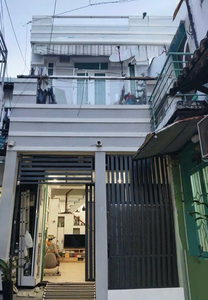 Bán nhà 637/ Tỉnh Lộ 10, BTĐ, Bình Tân - 3.8x13(nở hậu 5.2m) - 2 tầng - 4.7 tỷ(tl) 15998845