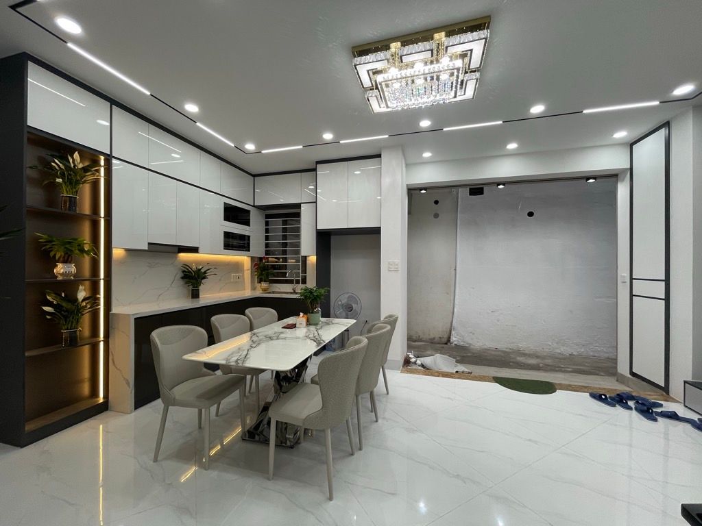 Bán nhà 6 tầng , mặt phố Đồng Cổ , diện tích 40m2, giá 27 tỷ 15998893