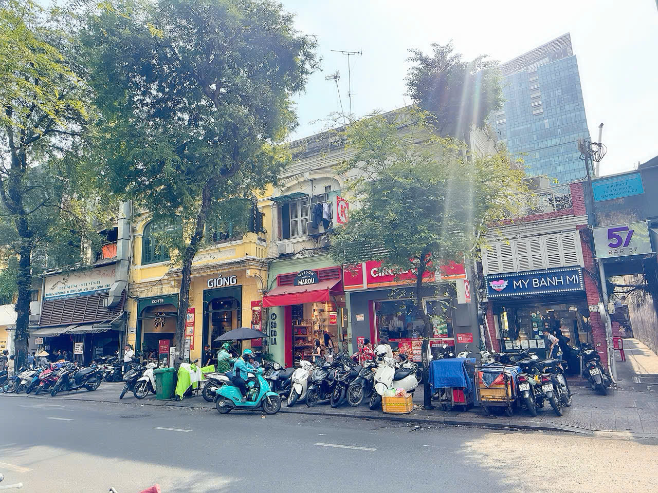 SIÊU PHẨM KIM CƯƠNG - BÁN NHÀ 2 TẦNG MẶT TIỀN KS Đ.NGUYỄN DU, BÊN NGHÉ, QUẬN 1 - DT 4M*15M - HDT 15999020