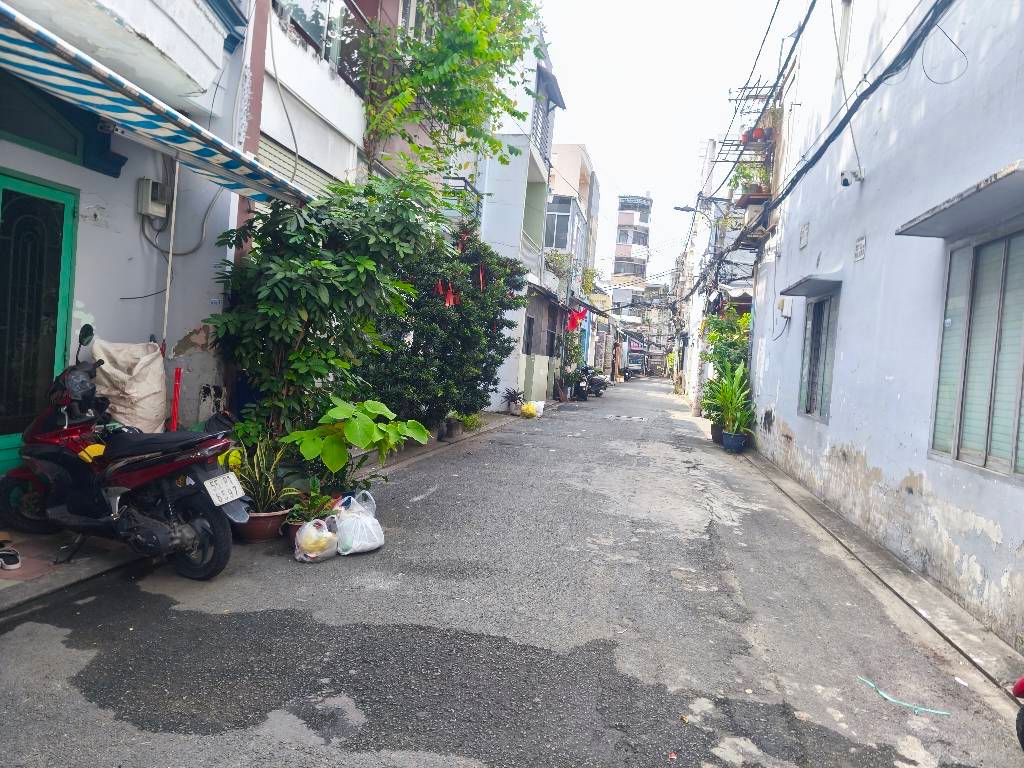 Bán nhà hẻm xe hơi Tân Kỳ Tân Quý Tân Phú - 44m2 - 3 Tầng - Giá chỉ 4 Tỷ 15999022
