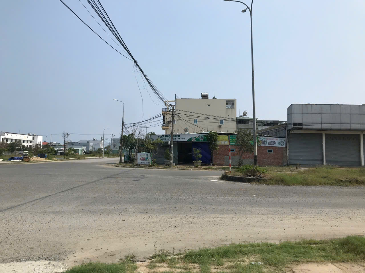 CHO THUÊ KHO - MẶT BẰNG ĐẸP – 2 MẶT TIỀN – SÁT KCN HOÀ KHÁNH, ĐÀ NẴNG 15999052