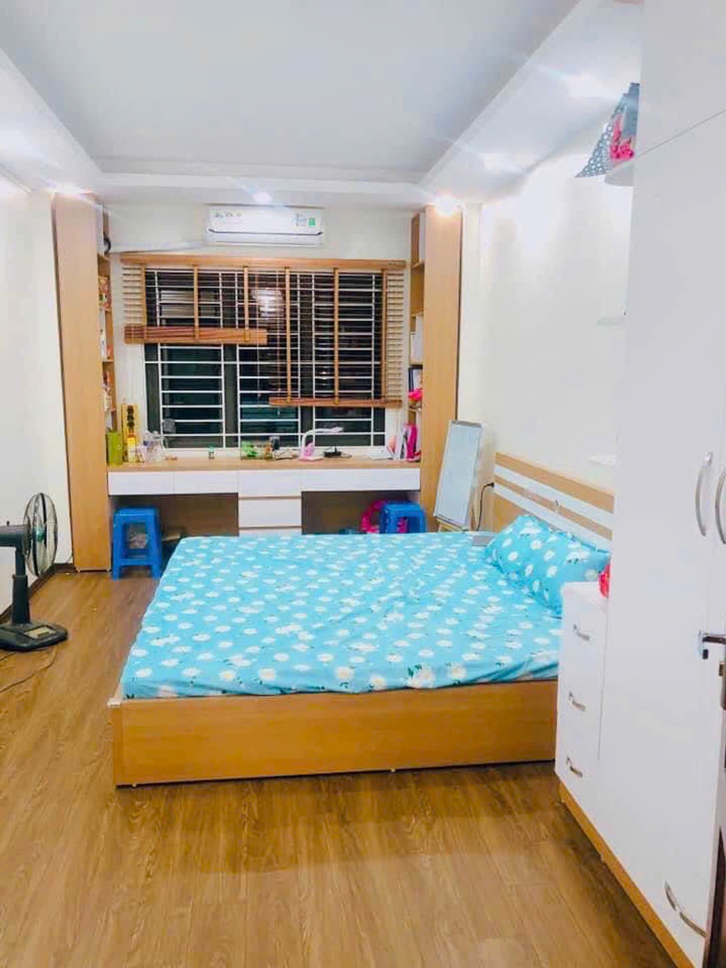 Siêu phẩm Quang Tiến - oto đỗ cổng - vài bước ra Vincom Tây Mỗ 15999058