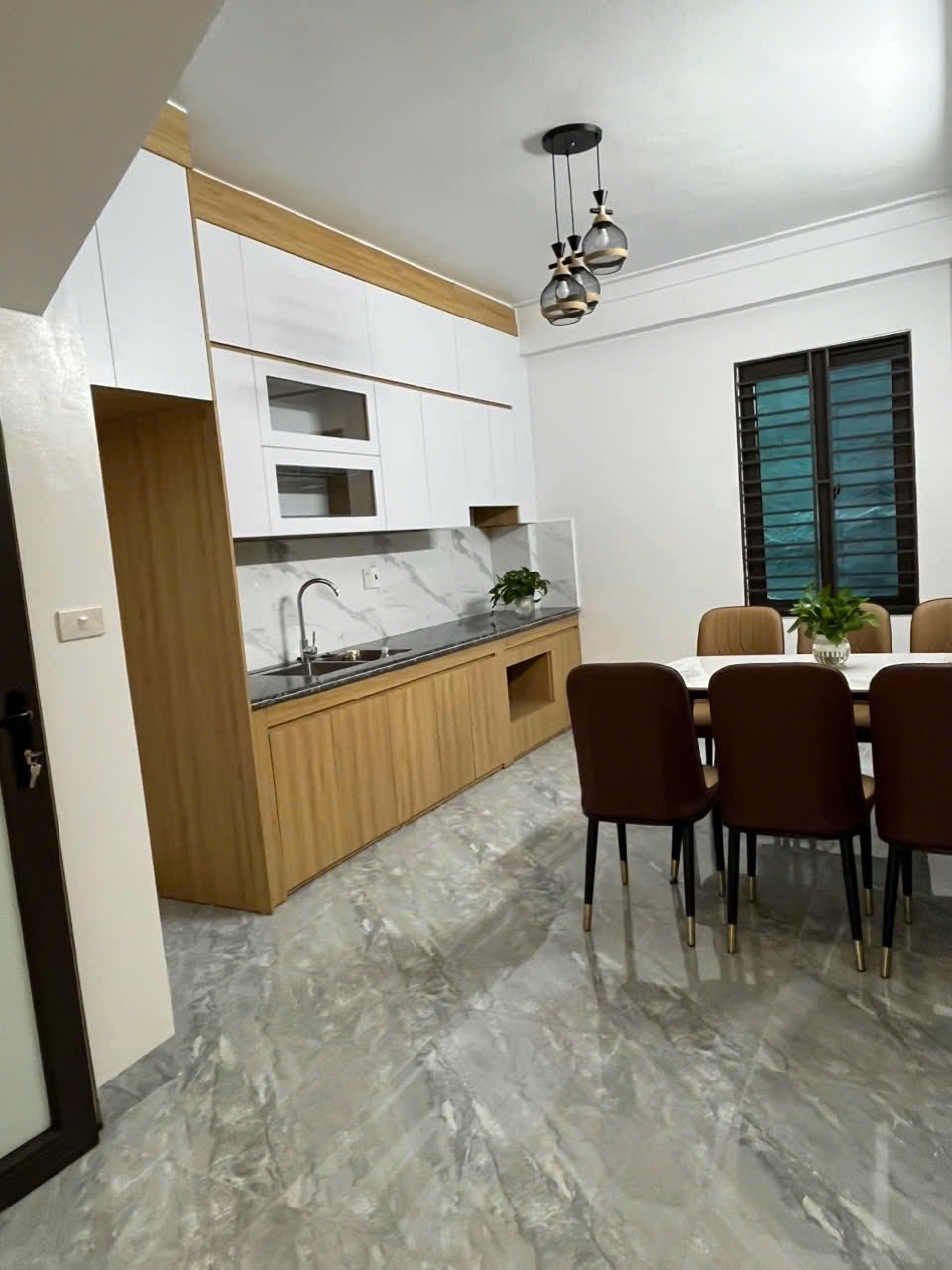 Bán căn nhà 3 tầng ngõ 167 Bình Lộc, ph Tân Bình, TP HD, 46.5m2, 3 ngủ, 3 vs, hướng tây bắc 15999061